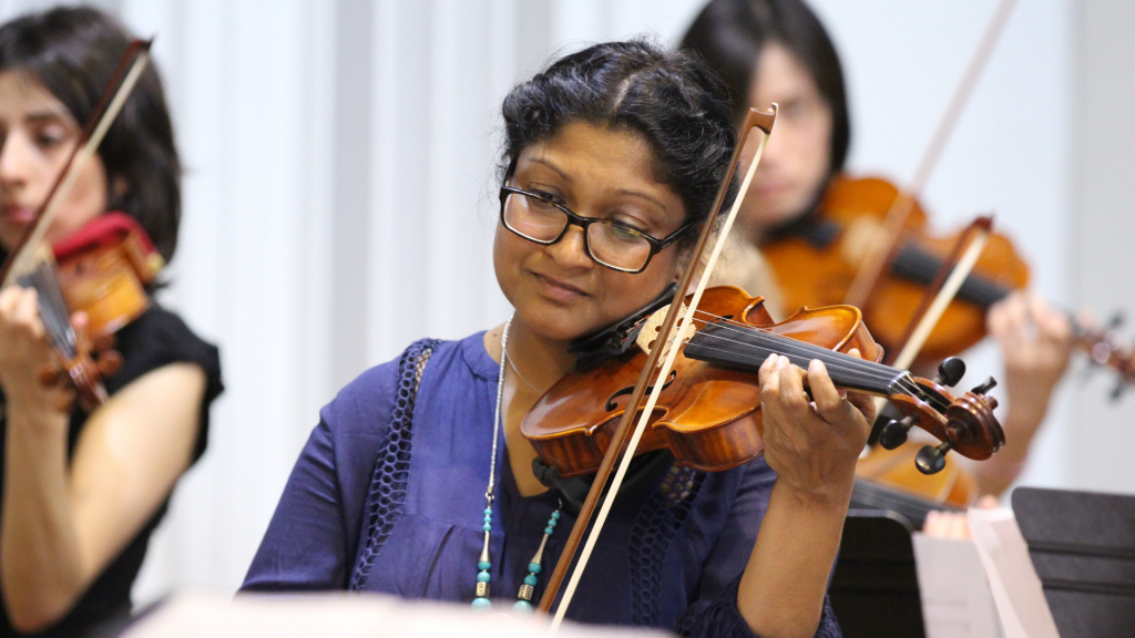 violin hold playing exercises violinschool position violinist technical